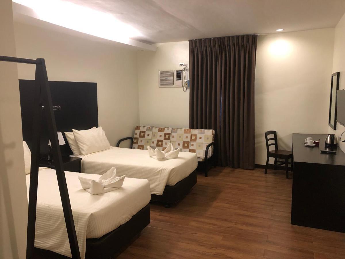 Pina Suites Ormoc City Exterior foto